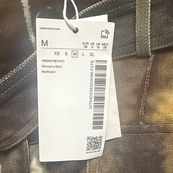 Urban Revivo Multicolor Button-Front Pencil Skirt - Picture 2 of 6